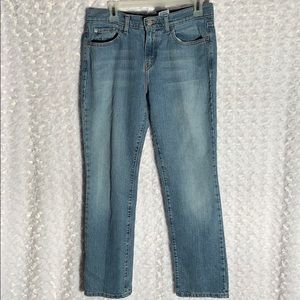 Soft denim Levi’s jeans